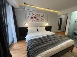 Mickitos Luxury Lifestyle