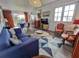 Maison Tahiti Élégance bretonne à 500 m de la plage, jardin