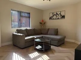 Modern 3 bed house in Dudley