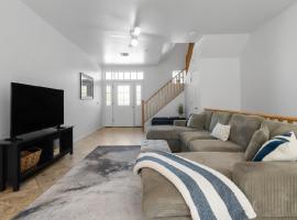 4BR Tempe Townhome, hotel v destinaci Tempe