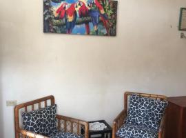 Hospedaje Maluli 02, khách sạn ở Santa Elena