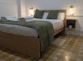 Pensión Bandrés Huesca Centro, hotel in Huesca