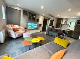 Le Spacieux gare d'Oullins - 2 chambres - 3 lits - Parking privé