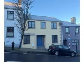 Top Of The Town Westport