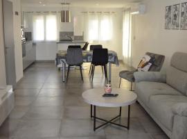 Logement 4 personnes Sainte-Florine, hotel a Sainte-Florine