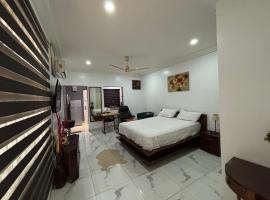 1 bedroom apartment, Hotel in Adentan