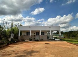Sítio Vista Azul - Lazer e descanso na natureza, hotel in Mateus Leme