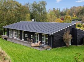 823-Tisvildeleje-Vibevaenget-13-A, hotel in Tisvilde