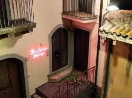 ETNA HOUSE LUXURY con giardino e vasca idromassaggio