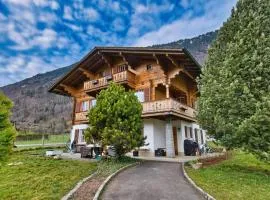 Kiwi Chalet - Mountain Views & Cozy NZ Vibes