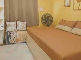 Islana Stay Rm A for 1pax only, hotel in Imus