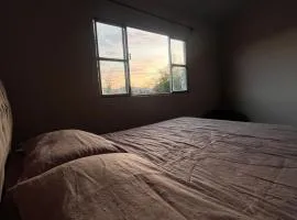 Apartamento inteiro com área de lazer- WIFI - Churrasqueira