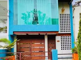 Home Puerta de Hierro in San Fernando