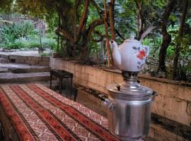 Village house Palma, hotel in Mingachevir