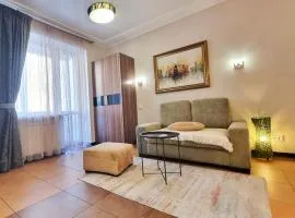 Kyiv Center Romantic Apartment