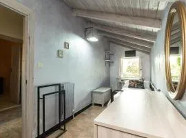 "La Casa Del Glicine" tra vigne e borghi antichi