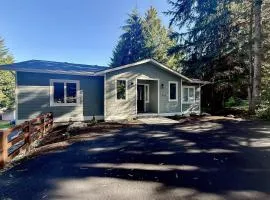 Lake Goodwin Retreat