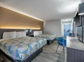 Motel 6 - Franklin, OH