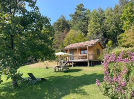 Mas des Poutres - Tiny house, Hotel in Charmes-sur-lʼHerbasse