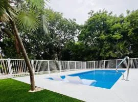 New!the Hideawaypoolpickleballputt-puttkayaks!