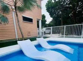 New!the Hideawaypoolpickleballputt-puttkayaks!