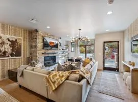 Main Street Modern at Old Town