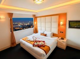 The Ambassador Airport Hotel, hotel em Dhaka