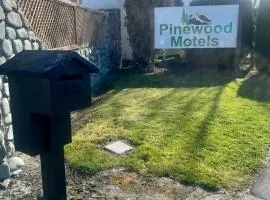 Pinewood Motels
