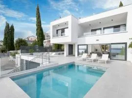 Holiday home in Dramalj 45043