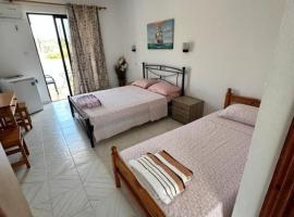 Chrisanthi studios, hotel in Haraki