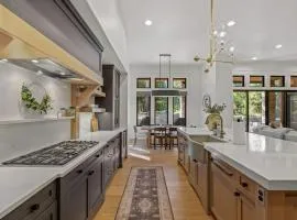 Fox & the Fairway- On the golf course in Spring Mtn Ranch w/ AC & club access