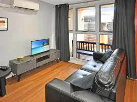 Stylish Studio 1x1 Walk to CBD
