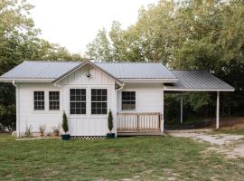 Belle Cottage: Eagle Rock şehrinde bir otel