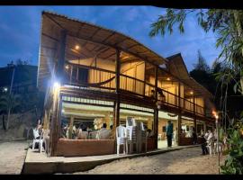 Finca el para&iacute;so campestre, &kappa;ά&mu;&pi;&iota;&nu;&gamma;&kappa; &sigma;&epsilon; Ibagu&eacute;