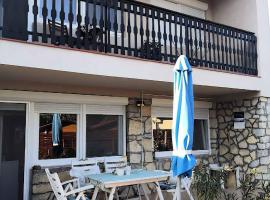 Studio in Csopak - Balaton 48108, hotel in Csopak