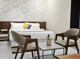 The Sapphire Hotel, Hotel in Belgaum