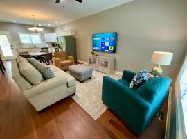 Secretariat Cottage at the Woodford Inn, hotel in Versailles