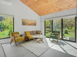 Ascutney Lofts - Modern Vermont Vacation Rentals