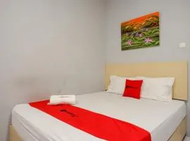 RedDoorz Plus at Hawai Inn Near Mall of Panakukang