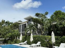 The Rinya Hotel Koh Phangan, ξενοδοχείο διαμερισμάτων σε Thongsala