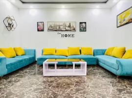 The Arambh Villa, Spacious 4BHK Retreat in Noida, hotell sihtkohas Greater Noida