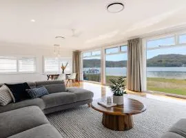 Waterfront, Renovated, Walk To Ettalong