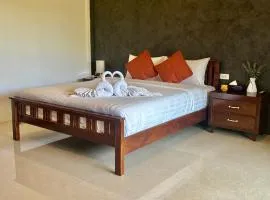 Lanta Feelgood Long beach resort