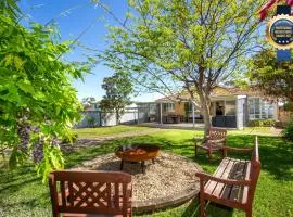 Delamere - Pet Friendly with Fireplace & Firepit