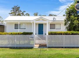 Indigo Pet Friendly 5 Mins Walk to Bay, ξενοδοχείο σε Callala Bay