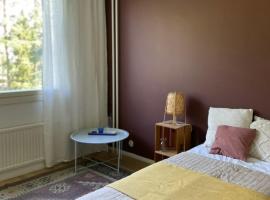 Two bedroom apartment in Hamina, hotel em Hamina