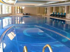 Wyndham Grand Plaza Royale Resort Nanjing, hotel v destinaci Lishui