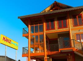 MÀN ZÌ Homestay, hotel em Mèo Vạc