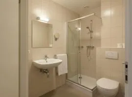 Hotel Sukoon & Banquet Hall Near Bhopal Railway Station