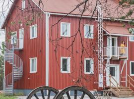 Guesthouse & Caravan Lehtiniemi - Posio, hotel in Posio